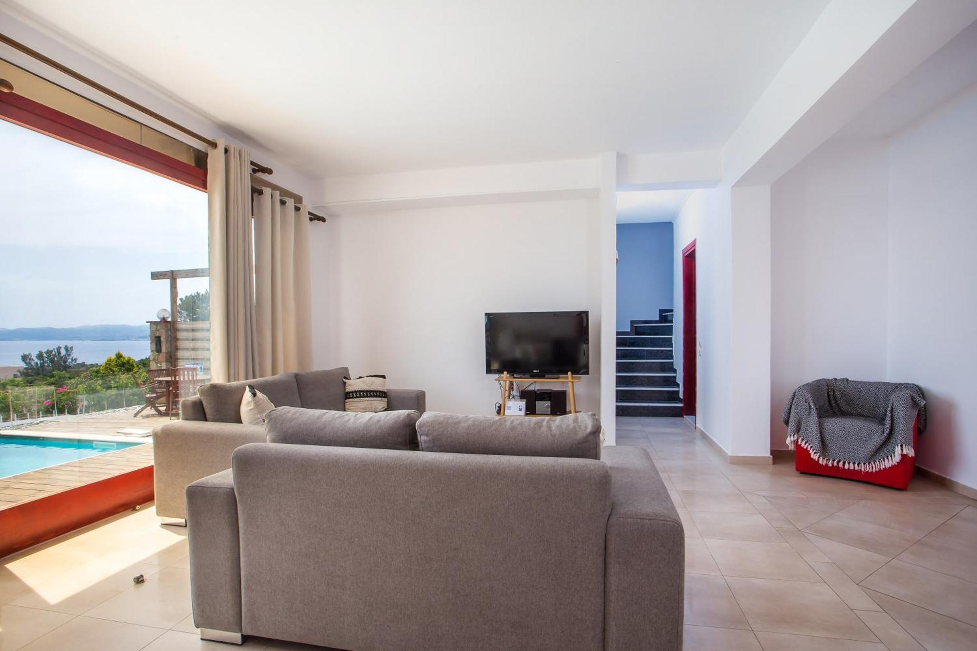 Spilia Bay Villa