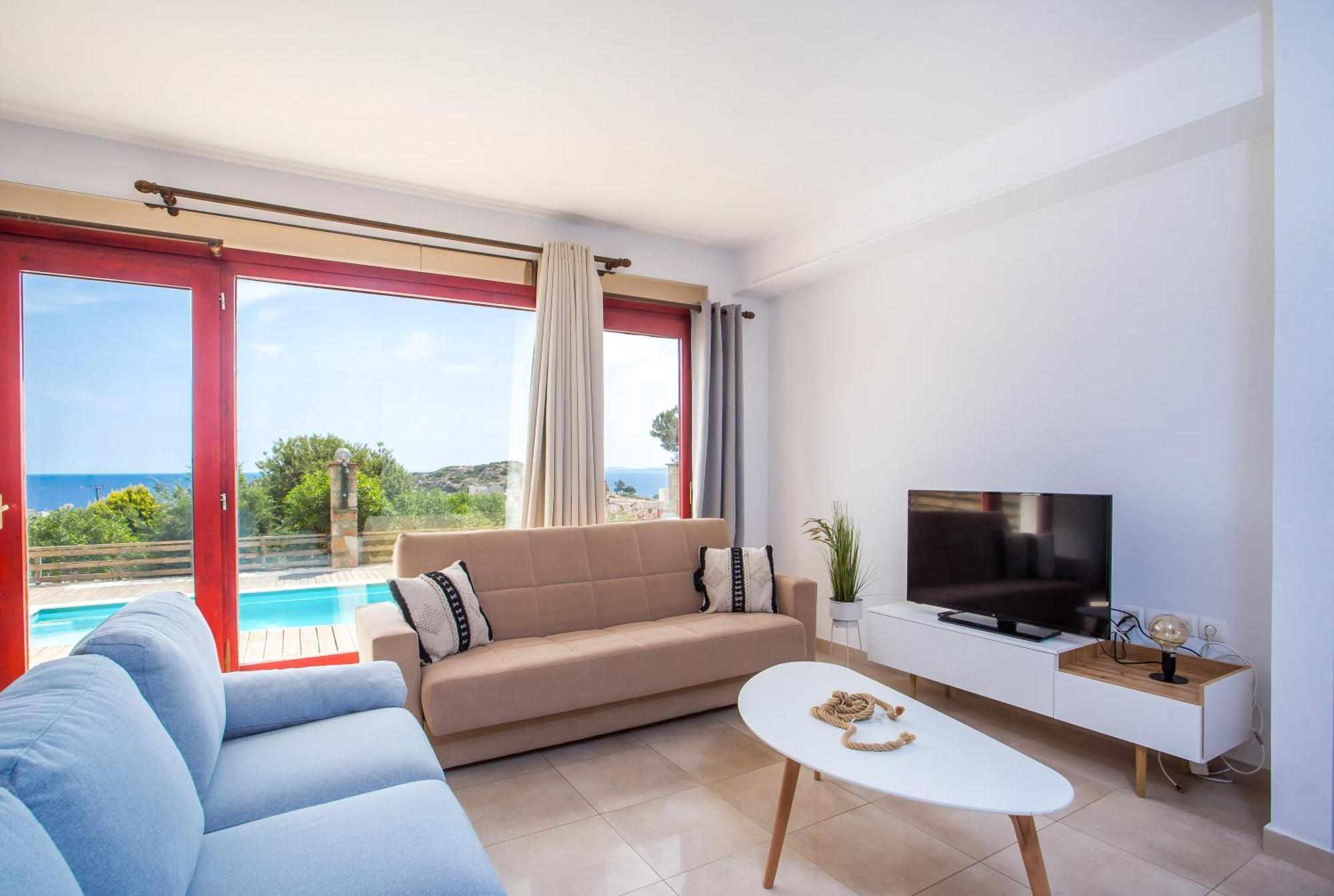Spilia Bay *