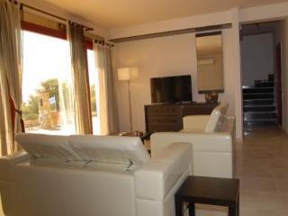Spilia Bay Villa *